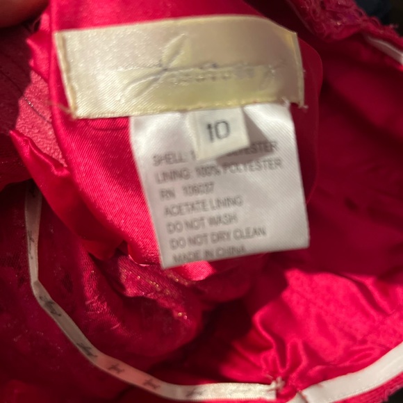 Jasz Couture Prom Dress 10 - Picture 6 of 11